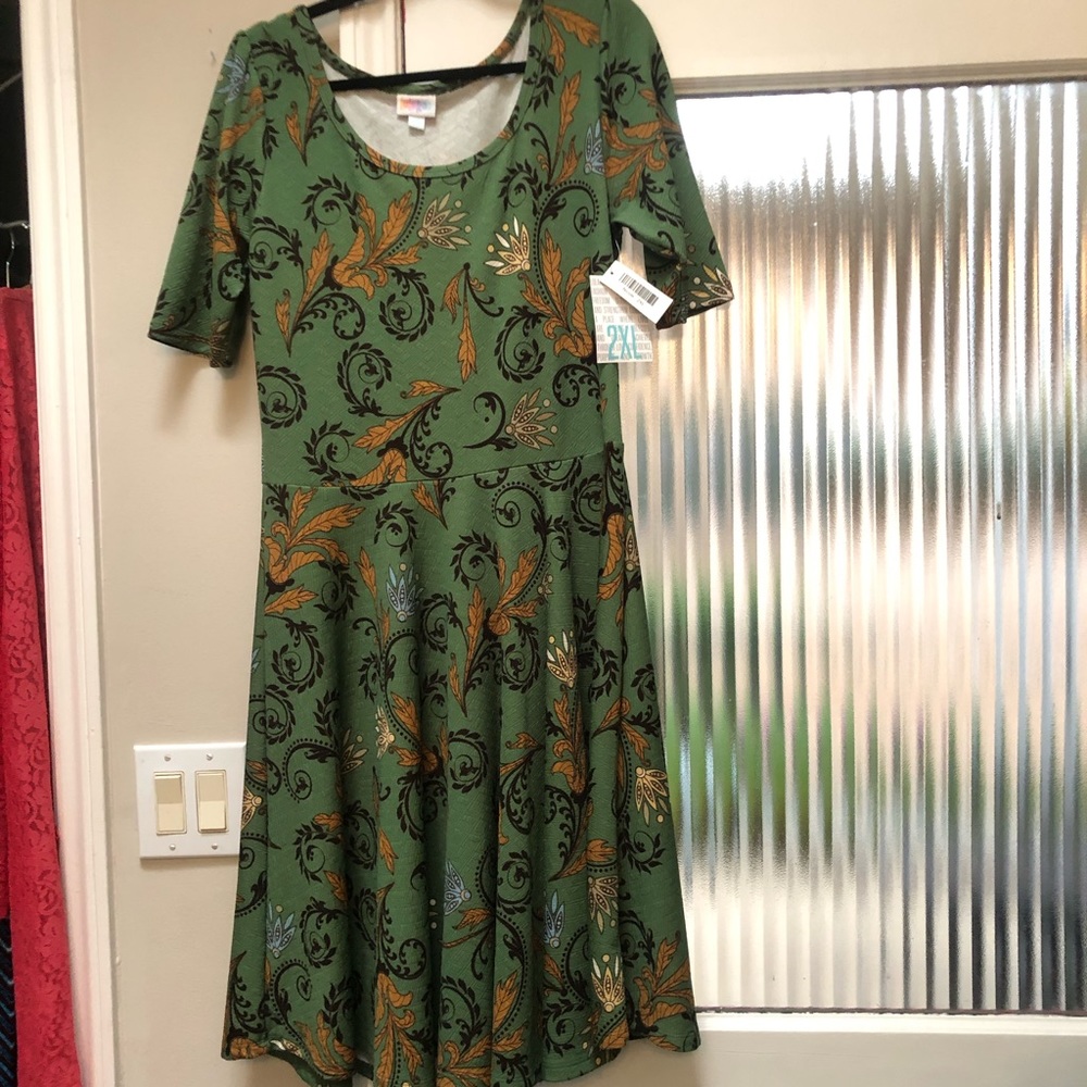 COPY - COPY - LuLaRoe Nicole Dress
